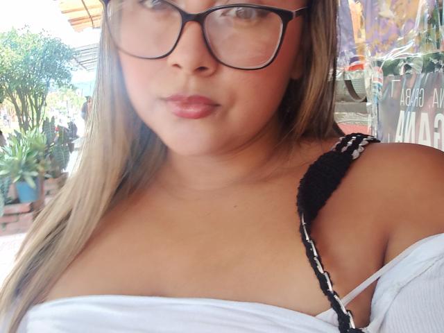 NatashaBeckeer - Sexe cam en vivo - 23054001