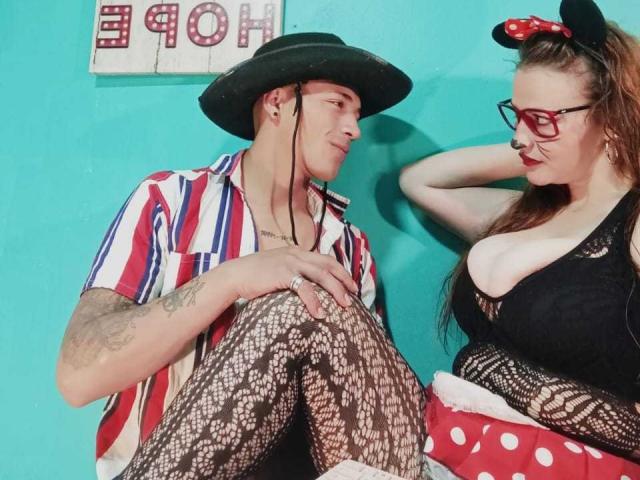 HottesFuckers - Live porn &amp; sex cam - 23055521