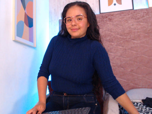 ArielleWilde - Élő pornó és szexkamera - 23056541