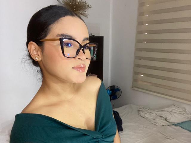 MiiaPalmer - Live sex cam - 23059077