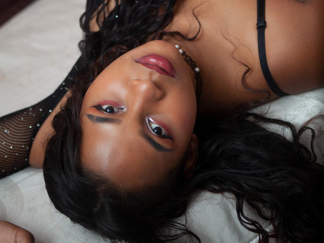 DafneLivy - Live porn &amp; sex cam - 23061101