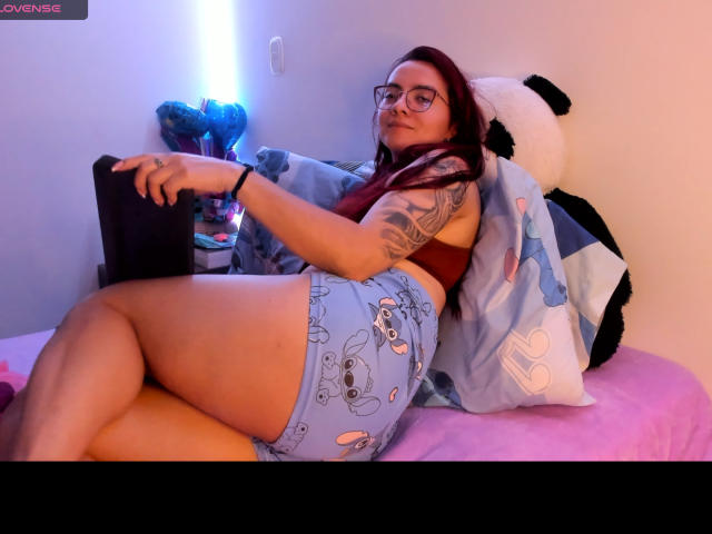 EimmyHoskX - сексуальная веб-камера в реальном времени - 23063081