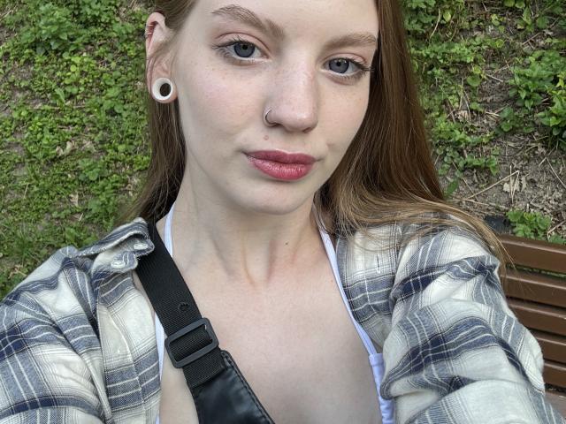 ElsaBj - Live porn &amp; sex cam - 23063977