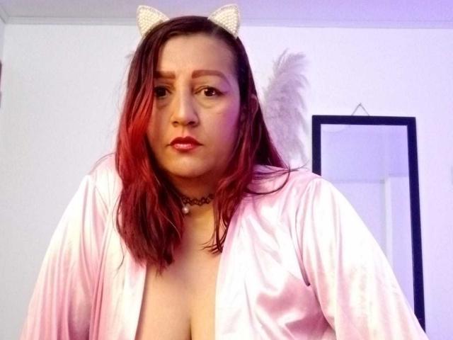 VictoryaClear - Camera khiêu dâm &amp; quyến rũ trực tiếp - 23064237