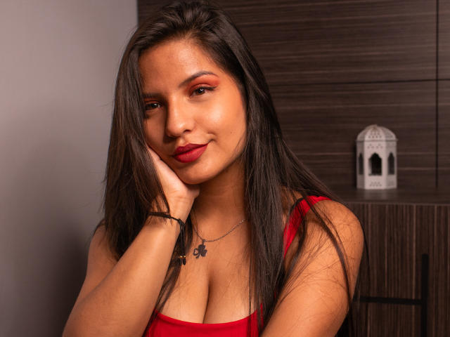 LailaBarker - Live porn &amp; sex cam - 23065761