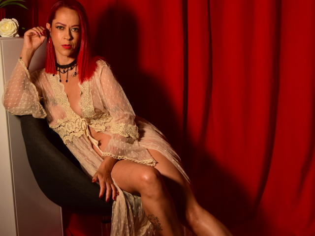 IvannisAkeers - Live porn &amp; sex cam - 23069497