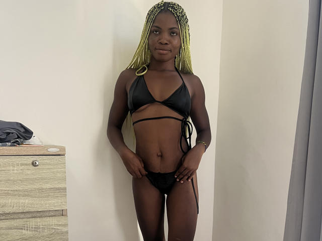 MaribelleBev - Live porn &amp; sex cam - 23070693