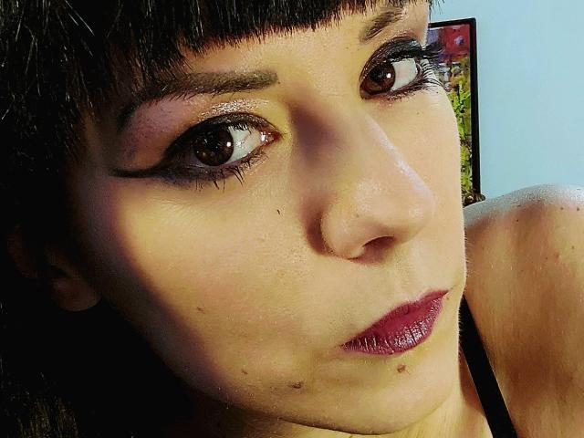 OrianaLaFrancaise - Live porn &amp; sex cam - 23074873