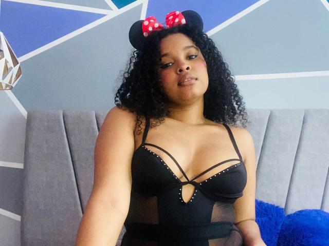 GoddesAthenaa - Live sexe cam - 23076785