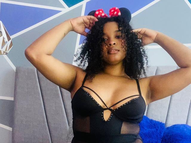 GoddesAthenaa - Live sexe cam - 23076793