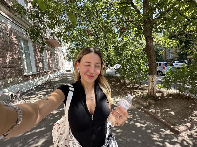 VikkyLikky - פורנו בשידור חי ומצלמת סקס - 23079509