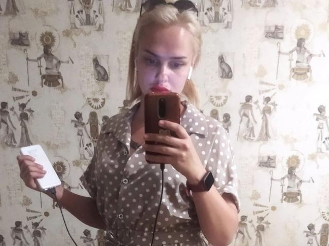 MelissaCats - Live sex cam - 23079605
