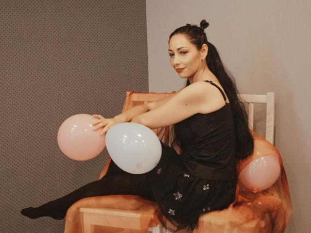 LiluGrants - Live porno og sexkamera - 23081017