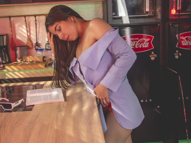 CarliinaSoussa - Live porn &amp; sex cam - 23083001