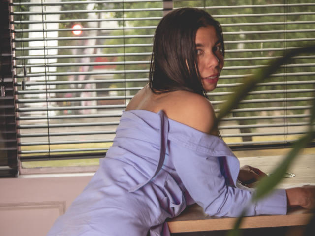 CarliinaSoussa - Sexe cam en vivo - 23083009