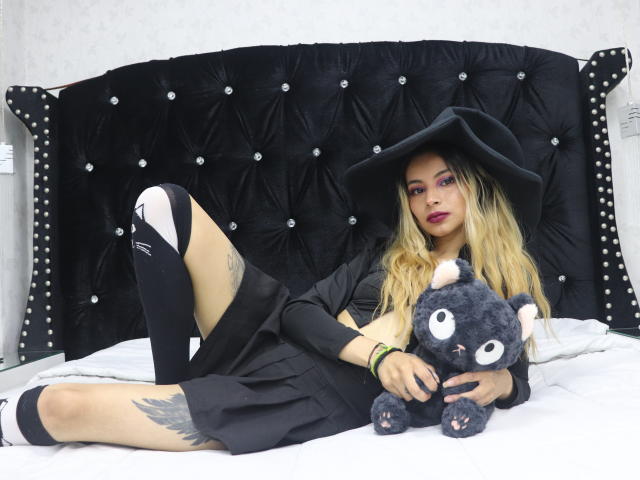 Amuneet - Live porn &amp; sex cam - 23083461