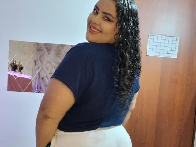 MelannieCarter - Élő pornó és szexkamera - 23086377