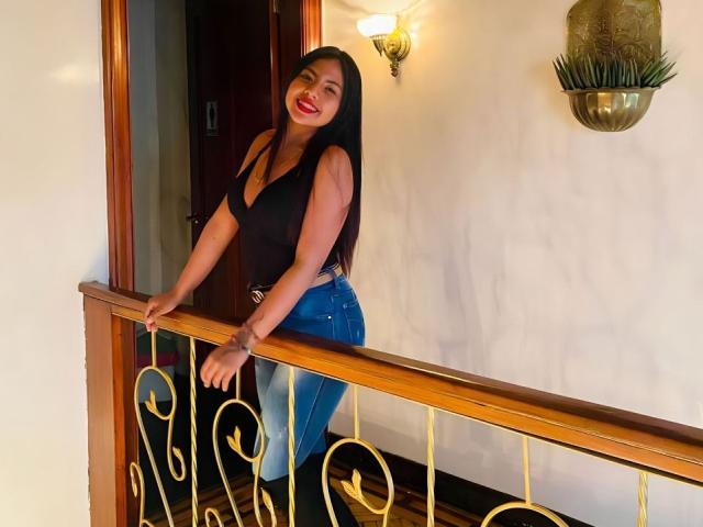 NinaDeville - Live porn &amp; sex cam - 23087497
