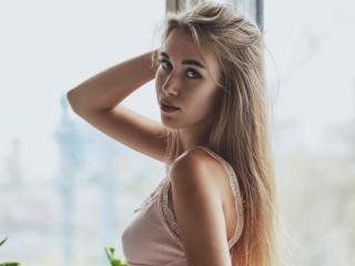 AmeliaAttom - Live porn &amp; sex cam - 23092077