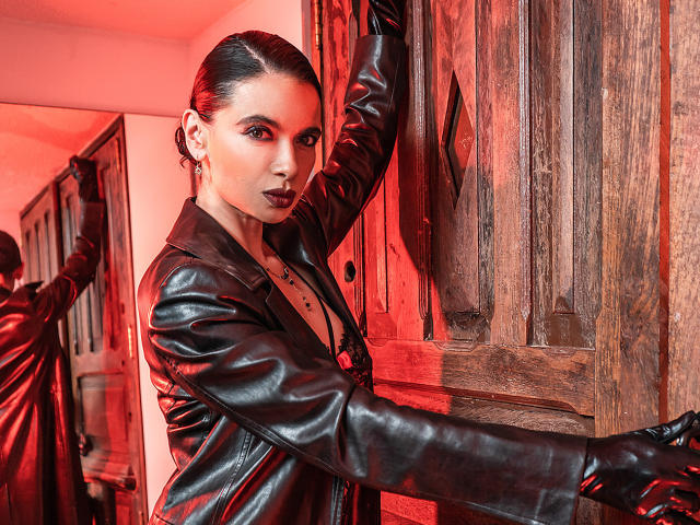 AfroditaRgenis - Camera khiêu dâm &amp; quyến rũ trực tiếp - 23094433