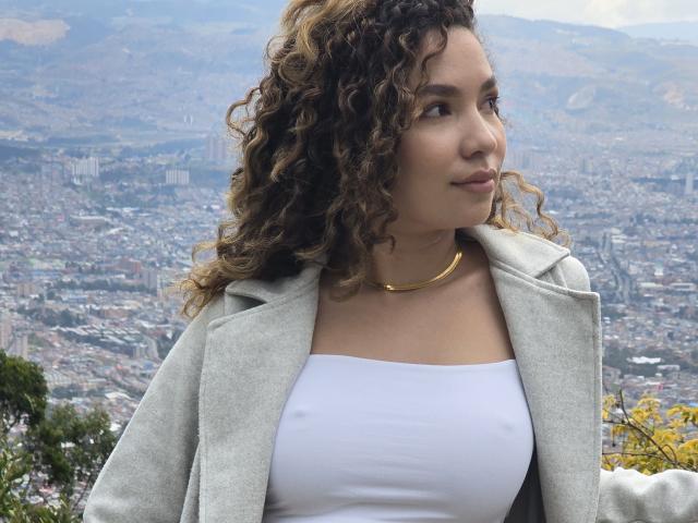 KendallPiierce69 - Live sexe cam - 23096189