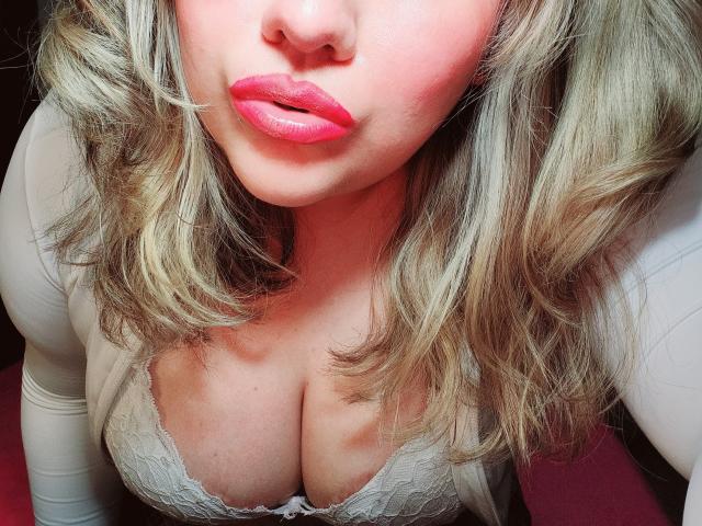 Akkanee - Live porn &amp; sex cam - 23098737