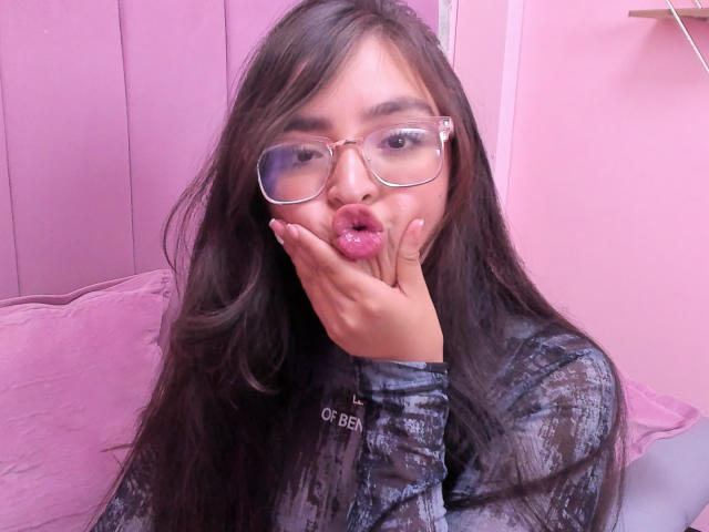 EvaMcAllister - Live sex cam - 23101425