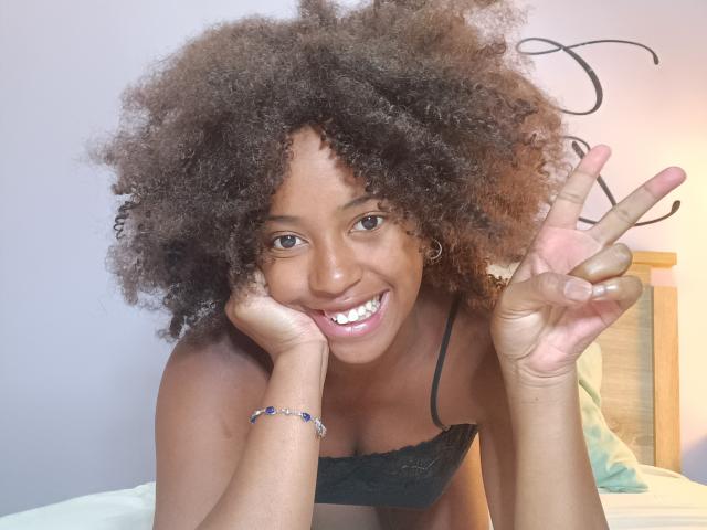 LaMetisseFrenchy - Live porno og sexkamera - 23105641