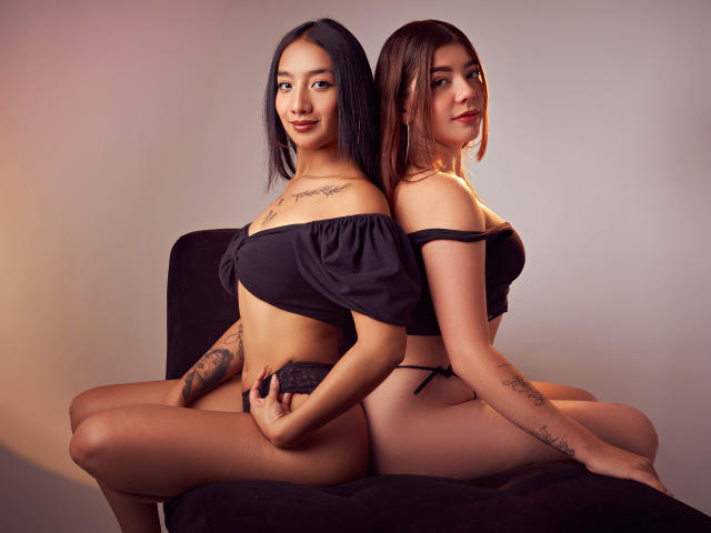 MulanAndChloe - Live porn &amp; sex cam - 23105657