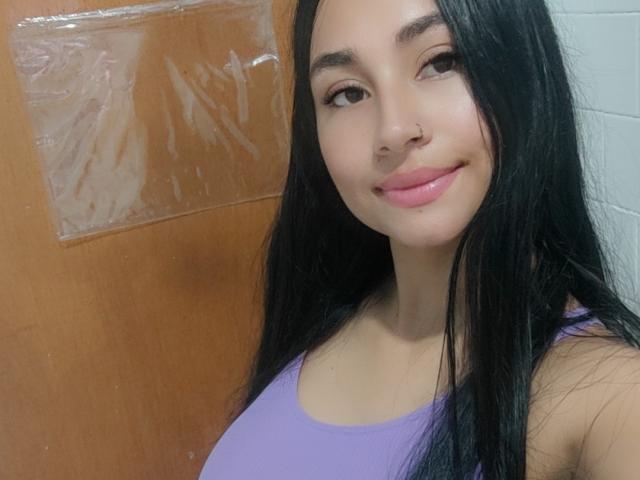 XCandyAlejaX - Live Sex Cam - 23107761