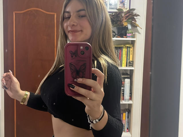 AtheneaRossi - Live sex cam - 23114085