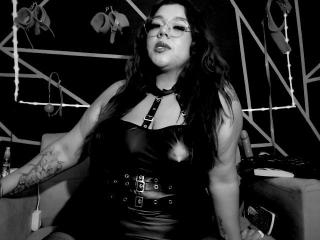 EmilyDom - Live porn &amp; sex cam - 23115957