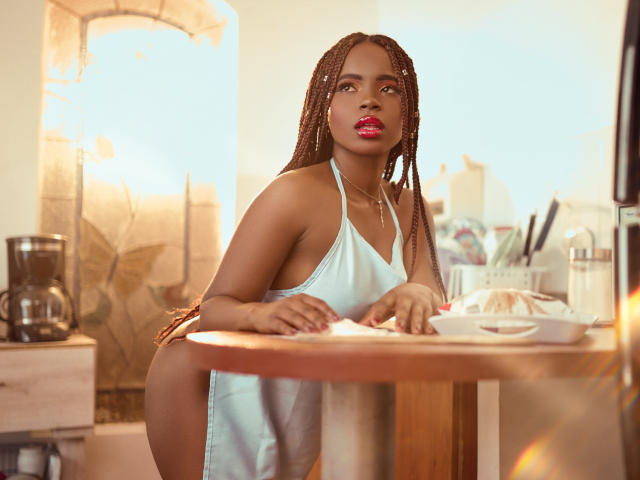 LindaBird - Live porn &amp; sex cam - 23118397