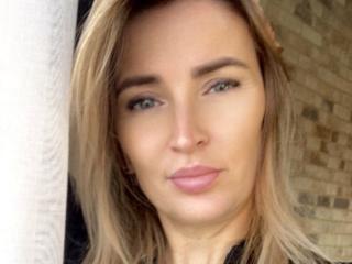 DebraMature - Live porn &amp; sex cam - 23121229