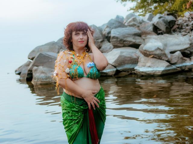 LuciaMii - Sexe cam en vivo - 23121397