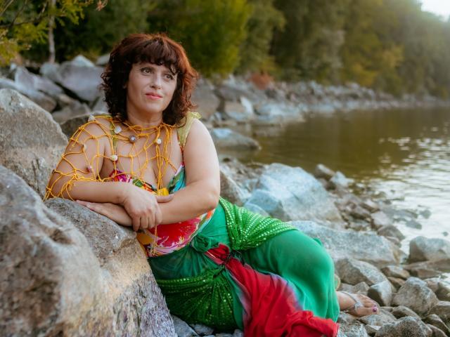 LuciaMii - Sexe cam en vivo - 23121441