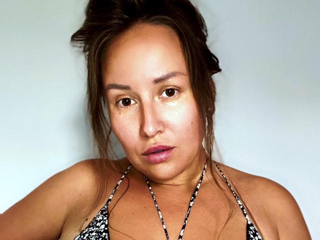 UniverseAmanda - Live sex cam - 23121857