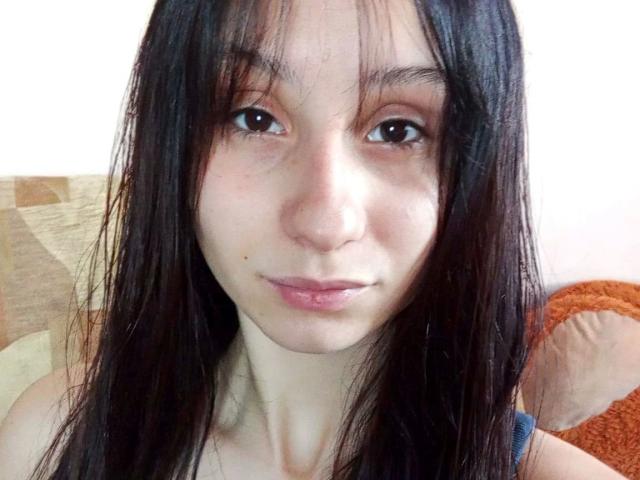 DianaGeil-hot - Live porn &amp; sex cam - 23121977