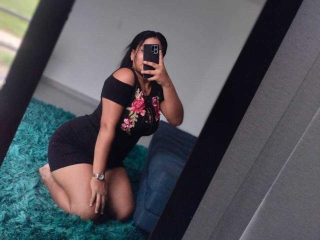 EvaCandyslave - Live porn &amp; sex cam - 23126497