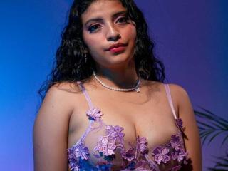 LarisaKarson - Live Sex Cam - 23127865