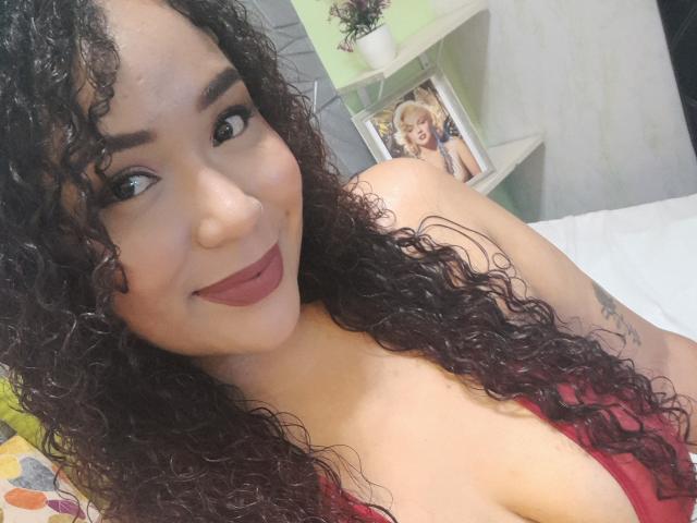 AzalehaMillers - Live porn &amp; sex cam - 23128329