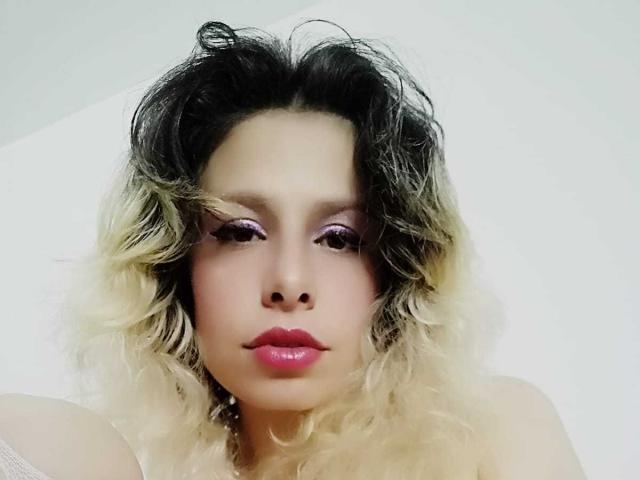 MagentaApern - Live porn &amp; sex cam - 23130161