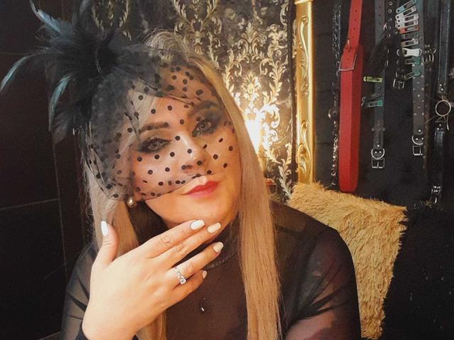 VictoriiaGray - Live porn &amp; sex cam - 23135813