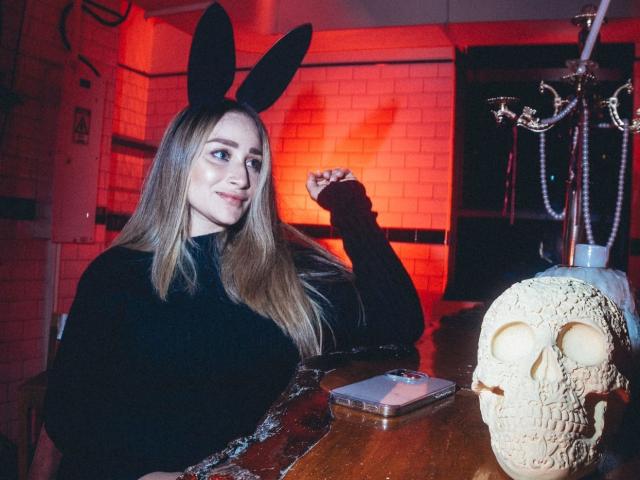 ArianaLu - Sexe cam en vivo - 23136521