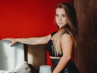 AvaHoney69 - Camera khiêu dâm &amp; quyến rũ trực tiếp - 23136537