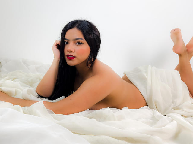 AmelieFoxy - Camera khiêu dâm &amp; quyến rũ trực tiếp - 23137861