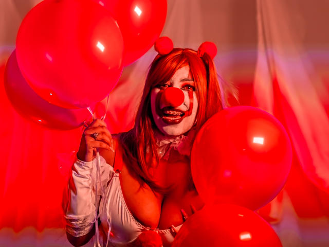 SerenaWillow - Live sex cam - 23139345