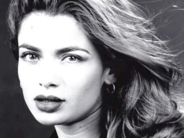 AfroditaRgenis - Live sex cam - 23145645