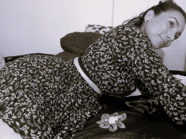 AmberDemons - Porno na żywo i seks kamera - 23145925