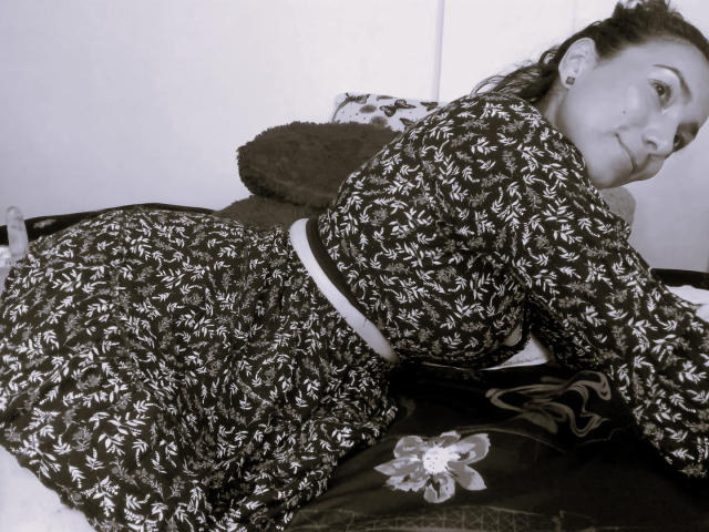 AmberDemons - Live porn &amp; sex cam - 23146973